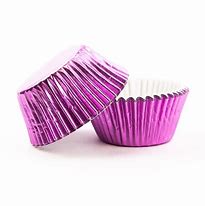 Pack of 50 magenta pink foil cupcake cases, size 550, base 4.8 cm, height 3.7 cm, top 7.5 cm