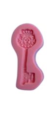 Key-shaped silicone mould used with fgondant.