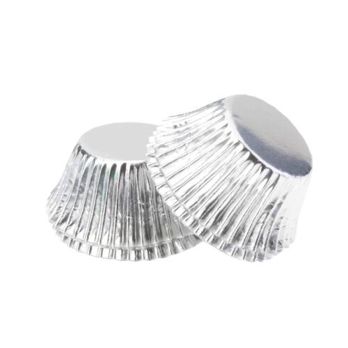 Beautiful cupcake cases to bake in has a glassine inner and does not peel away approx. 50 by weight size is 550