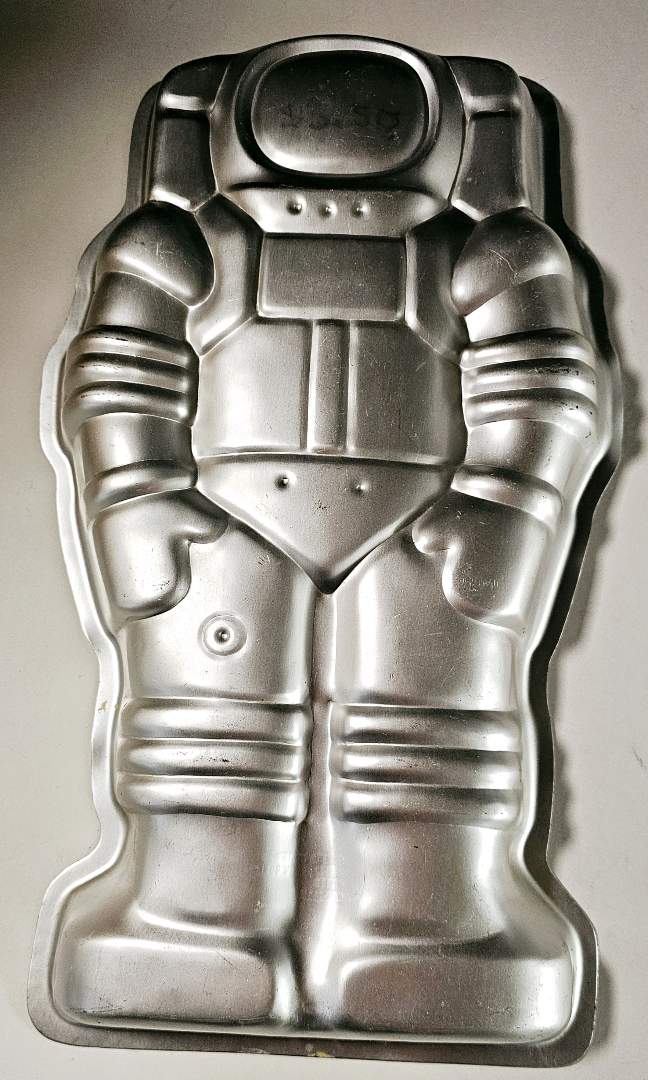 Space Man Ex Rental Character Tin